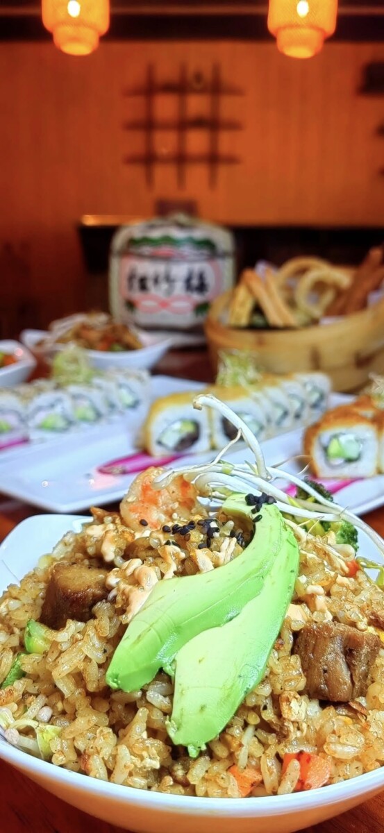 Yakimeshi mixto